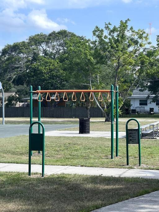 3Brdrm Home Near Downtown Orlando And Winterpark Bagian luar foto